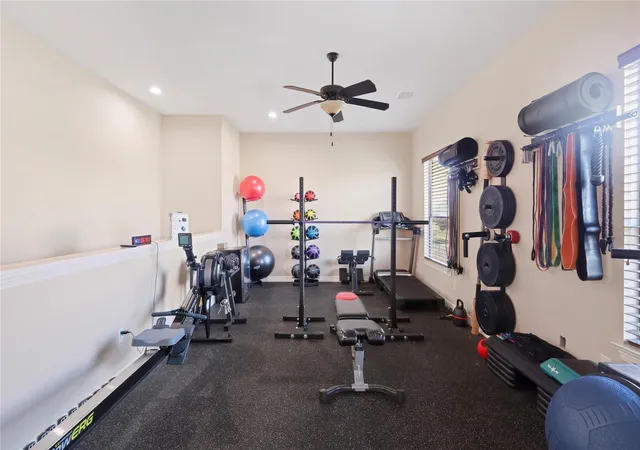 Photo 3 of Single family home for sale at 6311 Redfish Reef Dr, Beach City, TX 77523 | MLS# 41611036 | Listing updated on 2026-09-01