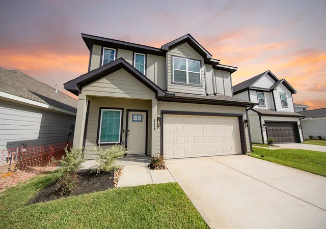 Photo 2 of Single family home for sale at 2110 Creole Crk Ln, Houston, TX 77090 | MLS# 12518563 | Listing updated on 2026-09-06