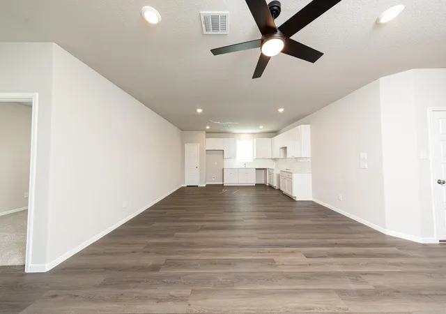 Photo 4 of Single family home for sale at 2110 Creole Crk Ln, Houston, TX 77090 | MLS# 12518563 | Listing updated on 2026-09-06