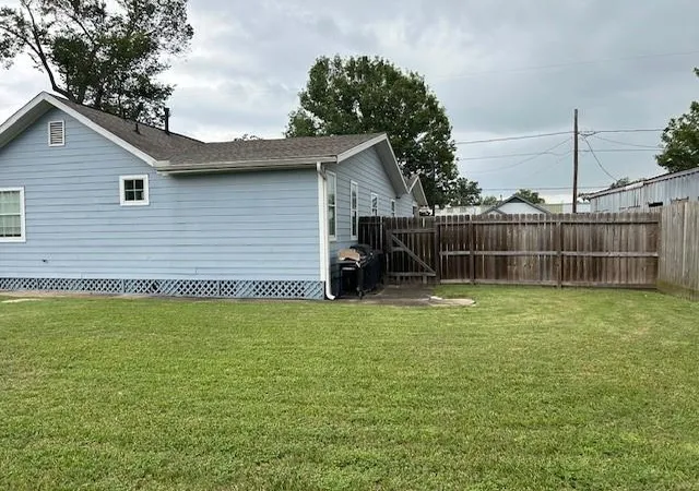 34th image of 5705 Cochran St, Houston, TX 77009 | MLS# 75570546