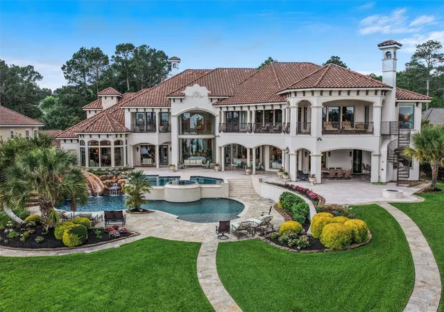 Photo 1 of Mansion for sale at 11322 Harbor Breeze Dr, Montgomery, TX 77356 | MLS# 5407620 | Listing updated on 2026-08-17