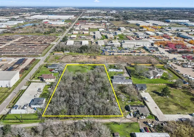 Photo 4 of Land for sale at 0 Riley St, Houston, TX 77047 | MLS# 30091150 | Listing updated on 2026-08-24