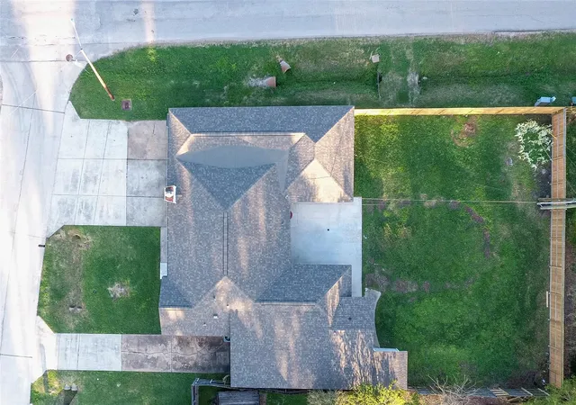 Photo 3 of Single family home for sale at 4914 29th Street, Dickinson, TX 77539 | MLS# 82707766 | Listing updated on 2026-09-14