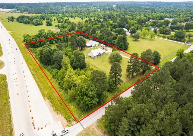 Photo 2 of Single family home for sale at 12488 Anderson Rd, Willis, TX 77318 | MLS# 84587600 | Listing updated on 2026-08-29