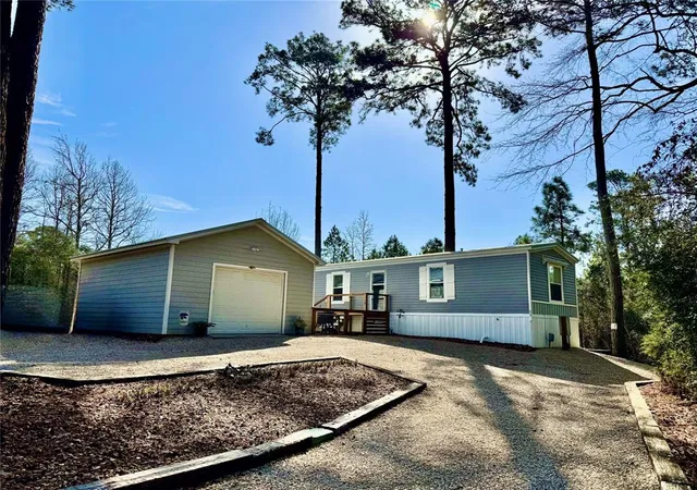 1st image of 939 Whisperwood Dr, Onalaska, TX 77360 | MLS# 41680894