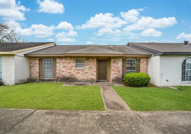 1st image of 7265 Chasewood Dr, Missouri City, TX 77489 | MLS# 3519648