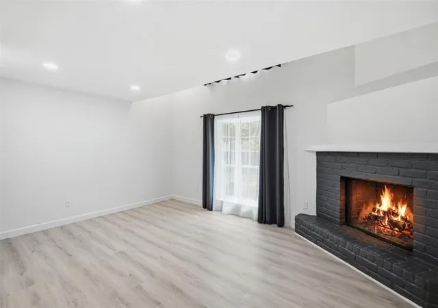 Photo 1 of Condo for sale at 2800 Jeanetta St #2402, Houston, TX 77063 | MLS# 1005737 | Listing updated on 2026-08-24