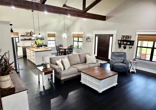 Photo 4 of Single family home for sale at 333 Edgewood, Onalaska, TX 77360 | MLS# 26323715 | Listing updated on 2026-09-16