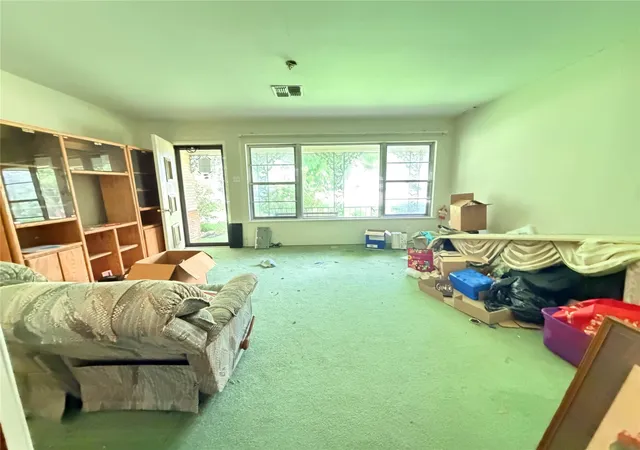 Photo 3 of Single family home for sale at 504 Dwinnell St, Baytown, TX 77520 | MLS# 57719935 | Listing updated on 2026-09-20