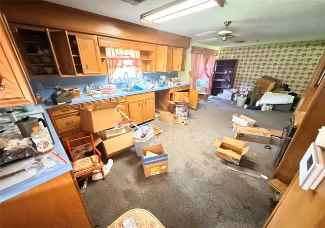 Photo 4 of Single family home for sale at 504 Dwinnell St, Baytown, TX 77520 | MLS# 57719935 | Listing updated on 2026-09-20