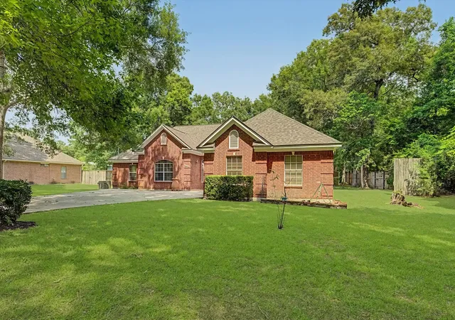 Photo 2 of Single family home for sale at 22873 Zambesi Dr, Porter, TX 77365 | MLS# 55668009 | Listing updated on 2026-05-29