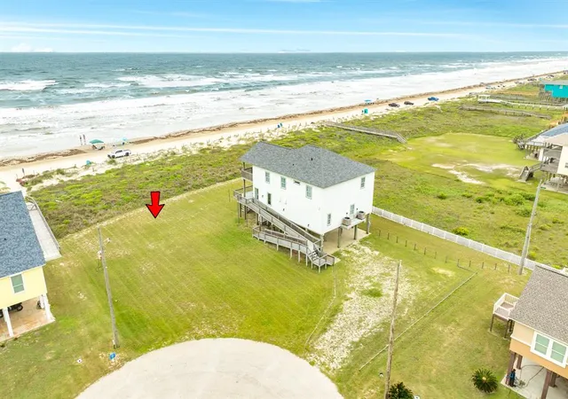 3rd image of 6 Velasco Shores Dr, Freeport, TX 77541 | MLS# 47122453