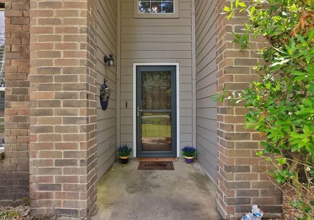 Photo 3 of Sale Pending at 1123 Wiley Dr, Magnolia, TX 77354 | MLS# 60095917 | Listing updated on 2026-10-08