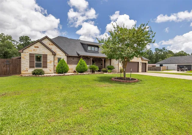 Photo 3 of Sale Pending at 265 Road 662, Dayton, TX 77535 | MLS# 61047455 | Listing updated on 2026-09-22