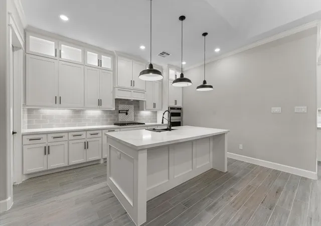 Photo 3 of Single family home for sale at 40 Stanford Ct, Montgomery, TX 77356 | MLS# 16275147 | Listing updated on 2026-07-17