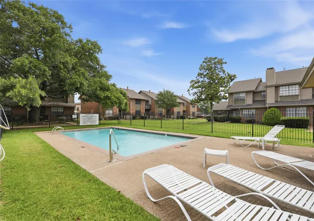 20th image of 2400 Longmire Dr #105, College Station, TX 77845 | MLS# 6345023