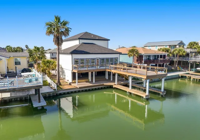 Homes for sale in Jamaica Beach, TX | 16623 Jamaica Cove Rd, Jamaica Beach, TX 77554 | MLS# 54523404