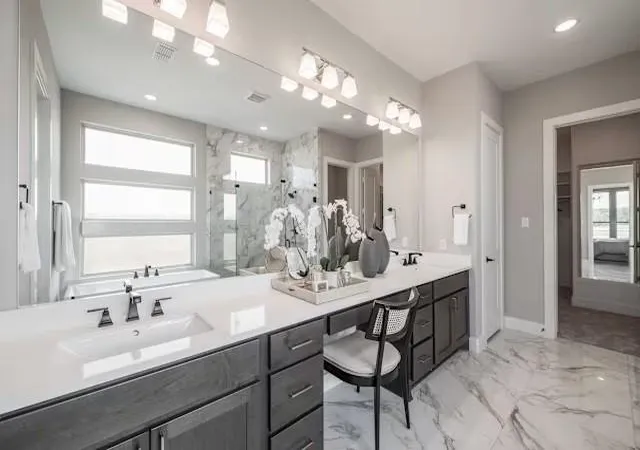 Photo 4 of Sale Pending at 2622 Regal Bloom Dr, Missouri City, TX 77459 | MLS# 82132436 | Listing updated on 2026-09-17