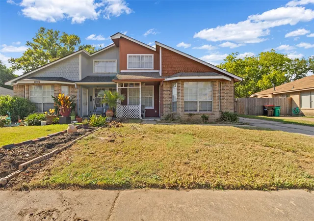 Photo 1 of Single family home for sale at 17010 Pastoria Dr, Houston, TX 77083 | MLS# 26262648 | Listing updated on 2026-09-10