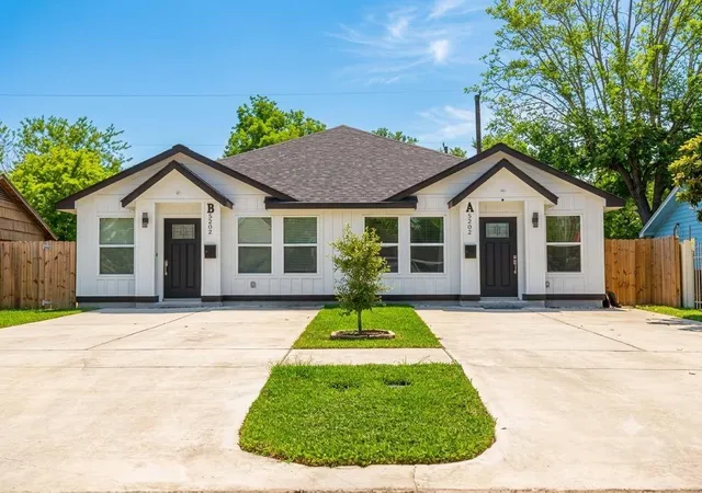 1st image of 5202 Northridge Dr #A/B, Houston, TX 77033 | MLS# 50137029
