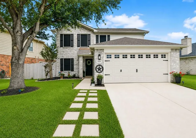 Photo 1 of Single family home for sale at 9310 Windy Spring Ln, Houston, TX 77089 | MLS# 95361203 | Listing updated on 2026-07-15