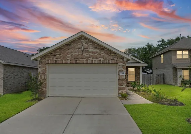 Homes for sale in Angleton, TX | 236 Bennett Loop, Angleton, TX 77515 | MLS# 96372232
