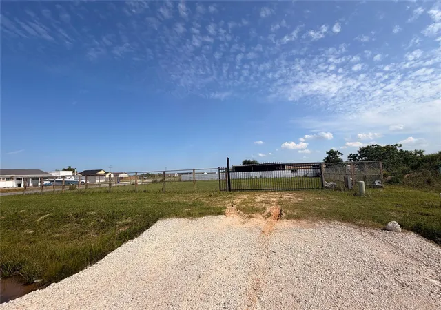 2nd image of 5342 Road 3550, Cleveland, TX 77327 | MLS# 33035148