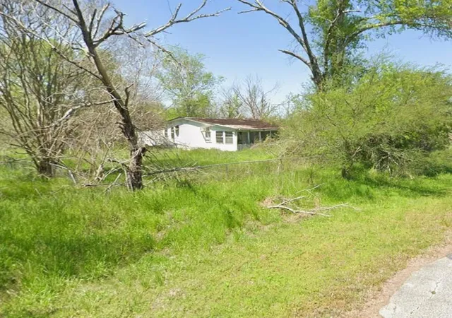 6th image of 567 Antonio Martinez St, Sealy, TX 77474 | MLS# 89795178