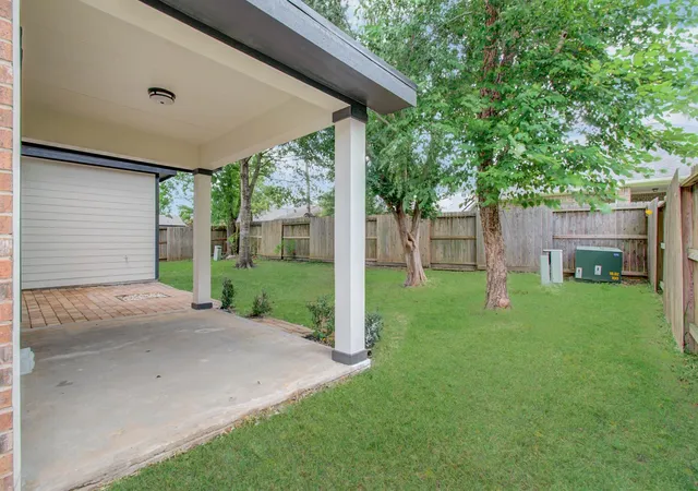Photo 4 of Single family home for sale at 14414 Castle Cvs Ln, Houston, TX 77044 | MLS# 30331242 | Listing updated on 2026-09-09