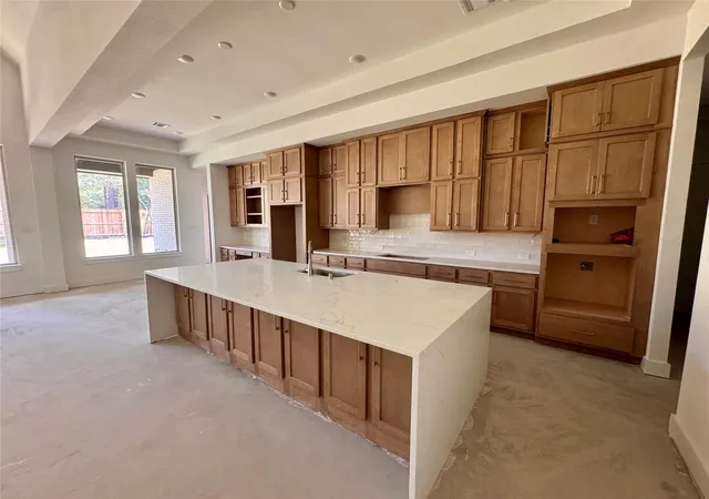 Photo 4 of Single family home for sale at 116 Jubilee Meadow Dr, Willis, TX 77318 | MLS# 10494904 | Listing updated on 2026-10-09