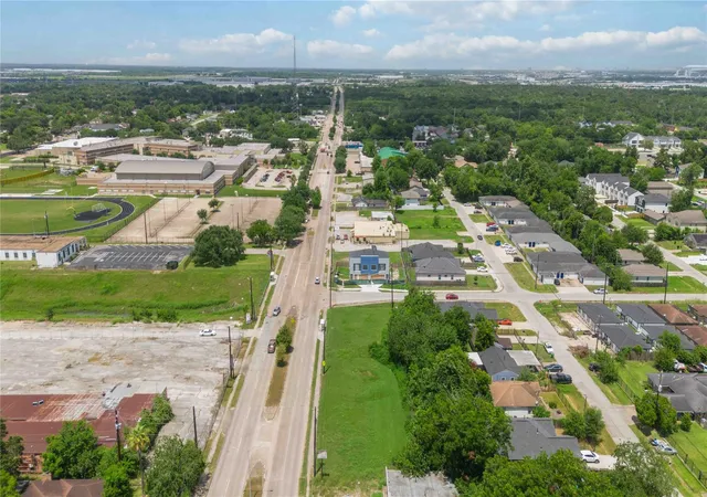Photo 4 of Land for sale at 4315 Reed Rd, Houston, TX 77051 | MLS# 94135488 | Listing updated on 2026-07-15