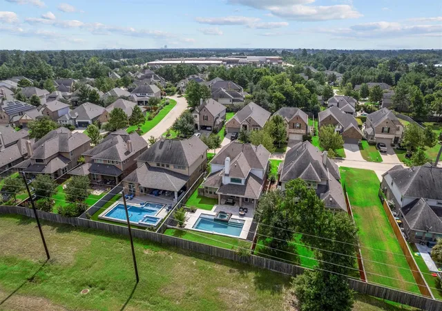 5th image of 74 Wyatt Oaks Dr, Tomball, TX 77375 | MLS# 25077467