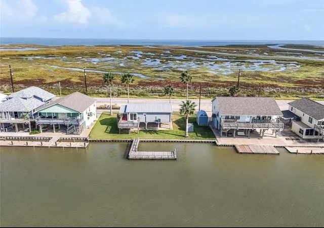 23rd image of 73 Fm 2031, Matagorda, TX 77457 | MLS# 10866790