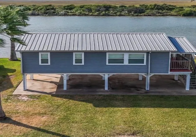 Photo 3 of Single family home for sale at 73 Fm 2031, Matagorda, TX 77457 | MLS# 10866790 | Listing updated on 2026-10-09