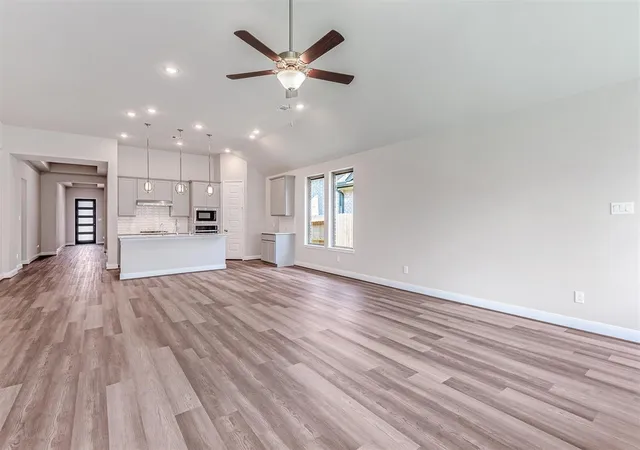 Photo 2 of Single family home for sale at 9225 Grand Jubilee Dr, Montgomery, TX 77316 | MLS# 20850372 | Listing updated on 2026-09-09