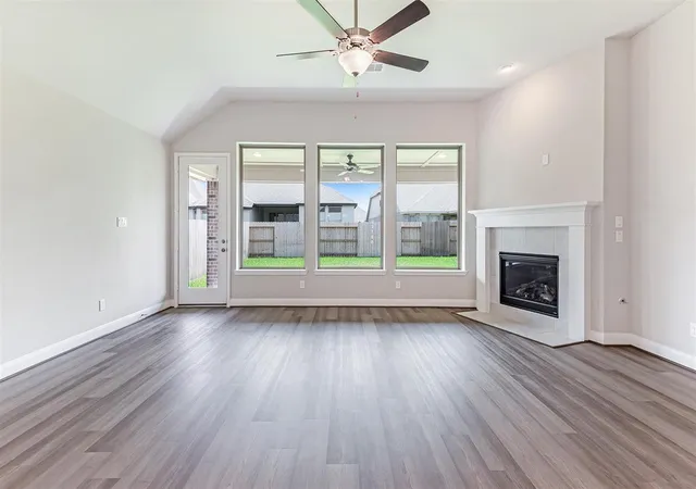 Photo 3 of Single family home for sale at 9225 Grand Jubilee Dr, Montgomery, TX 77316 | MLS# 20850372 | Listing updated on 2026-09-09
