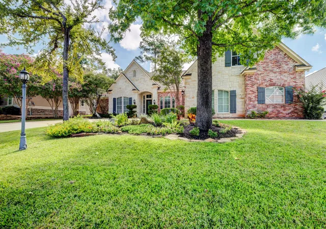 Photo 3 of Single family home for sale at 40 W Oaks Ct, Montgomery, TX 77356 | MLS# 91628970 | Listing updated on 2026-09-07