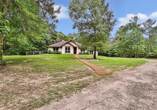 3rd image of 2126 Bambi Ct, Cleveland, TX 77328 | MLS# 27499625