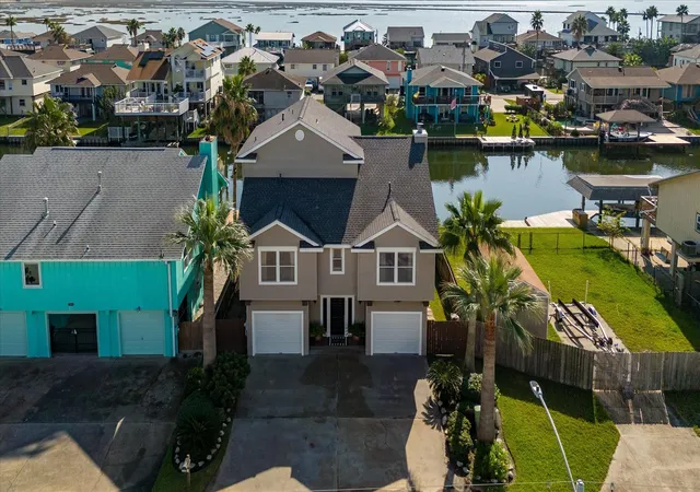 Homes for sale in Bayou Vista, TX | 1095 Redfish St, Bayou Vista, TX 77563 | MLS# 85209304