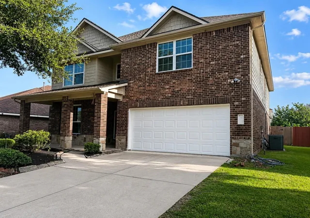 Photo 2 of Single family home for sale at 8714 Elm Drake Ln, Humble, TX 77338 | MLS# 59128298 | Listing updated on 2026-09-12