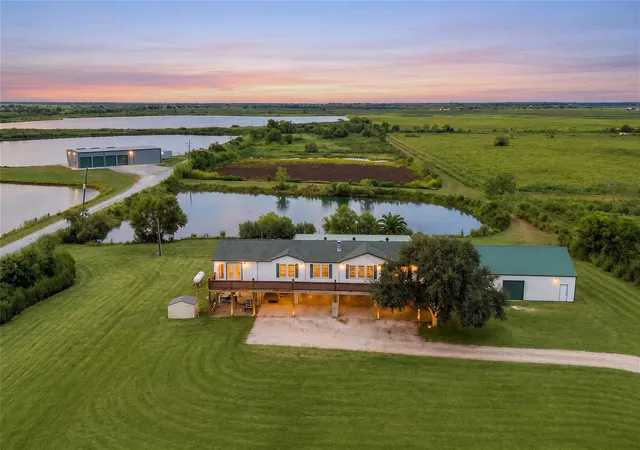 Photo 3 of Single family home for sale at 7493 Fm 365 Rd, Beaumont, TX 77705 | MLS# 98335207 | Listing updated on 2026-09-02