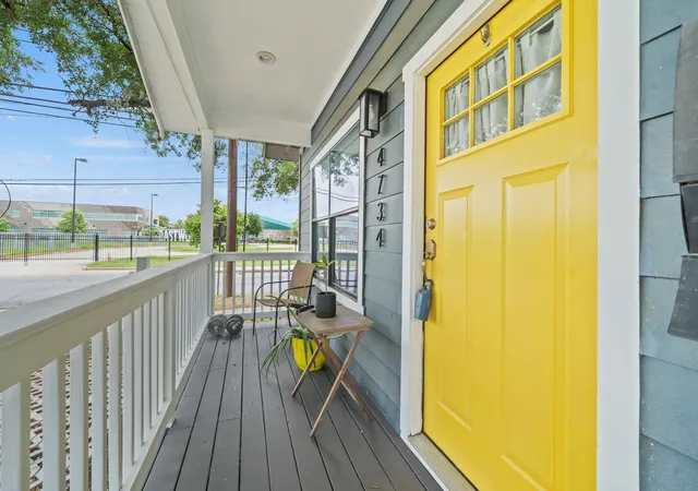 Photo 2 of Multi family home for sale at 4734 Bell St, Houston, TX 77023 | MLS# 75901554 | Listing updated on 2026-08-18