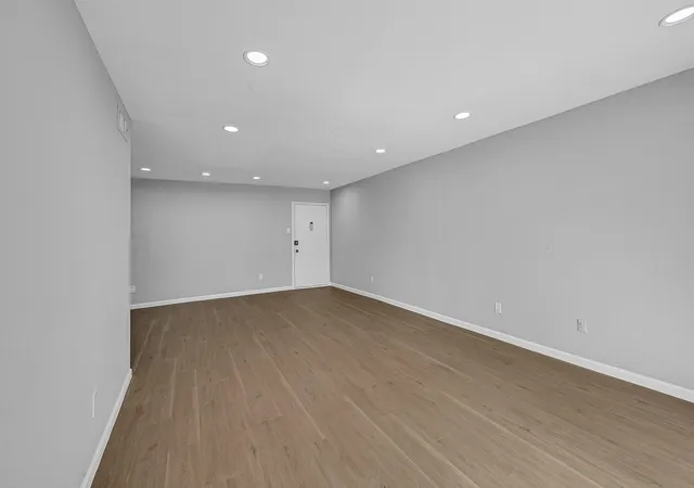 4th image of 7555 Katy Fwy #146, Houston, TX 77024 | MLS# 10191008