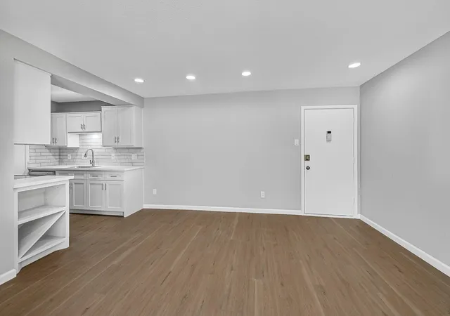 5th image of 7555 Katy Fwy #146, Houston, TX 77024 | MLS# 10191008