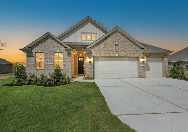 Photo 1 of Single family home for sale at 218 Dunovant Dr, Sealy, TX 77474 | MLS# 39958676 | Listing updated on 2026-10-04