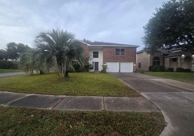 Photo 1 of Single family home for sale at 12522 Berry Laurel Ln, Houston, TX 77014 | MLS# 70926851 | Listing updated on 2026-09-25