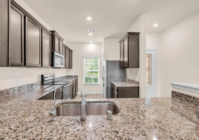 Photo 4 of Single family home for sale at 21103 Solstice Point Dr, Hockley, TX 77447 | MLS# 81761924 | Listing updated on 2026-09-03