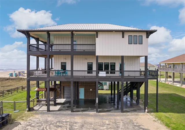 Photo 3 of Single family home for sale at 775 Townsend Dr, Port Bolivar, TX 77650 | MLS# 85535153 | Listing updated on 2026-06-13