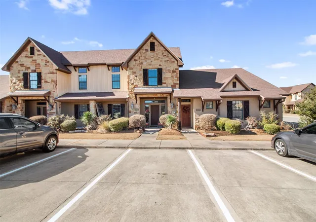 2nd image of 3209 Sergeant Dr, College Station, TX 77845 | MLS# 93205270