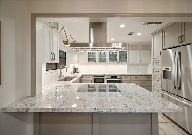 2nd image of 20404 Doral Dr, Huntsville, TX 77320 | MLS# 83445669